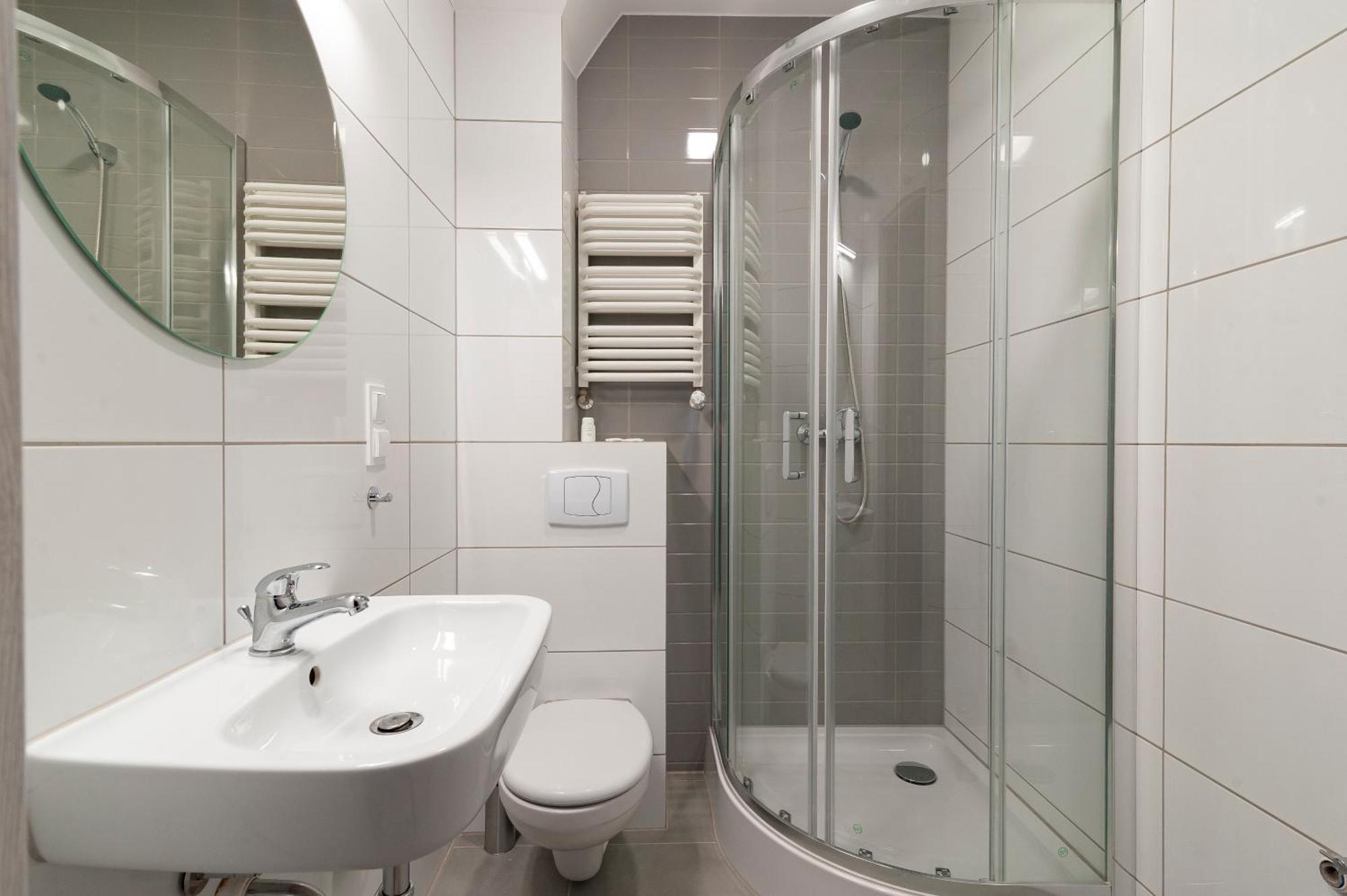 Apartment Emilia 2 *